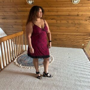 Red and black y2k plus size slip dress